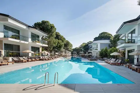 voyage-belek-hotel-zwembad