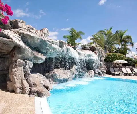 watervalzembad Adrián Hoteles Roca Nivaria