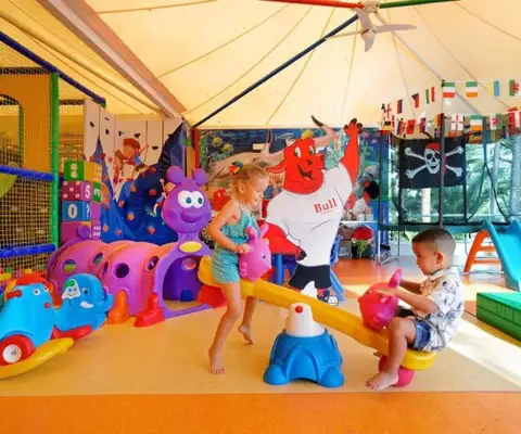 animatie van hotel bull eugenia victoria spa gran canaria
