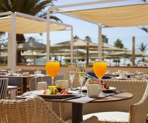 ontbijt bij hotel dreams lanzarote playa dorada in lanzarote