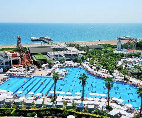 zwembad delphin imperial lara in turkije