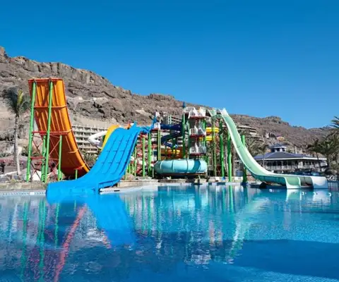 glijbanen splashworld livvo valle taurito