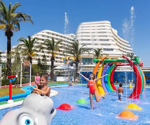 waterpark miracle resort lara in turkije