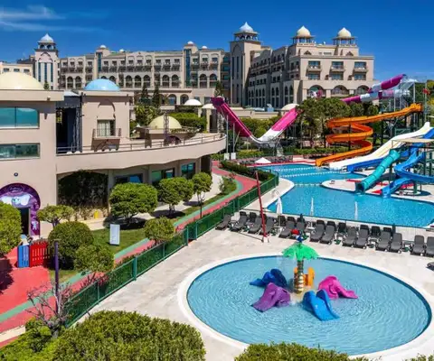zwembaden spice hotel en spa belek turkije