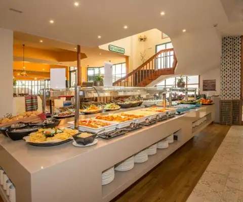 buffet van hotel HOVIMA Costa Adeje in tenerife