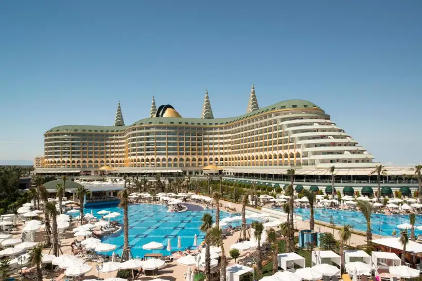 daglicht delphin imperial lara in turkije