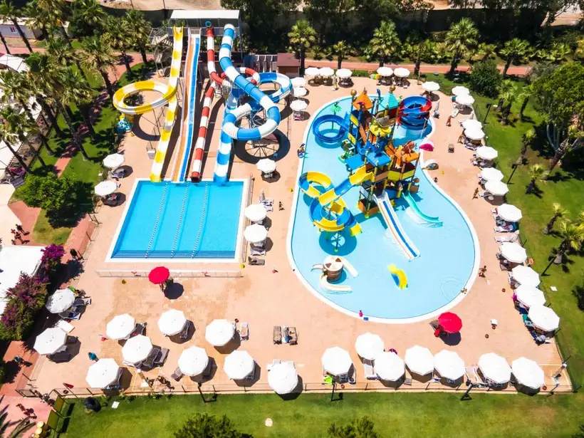zwembad tui magic life belek turkije