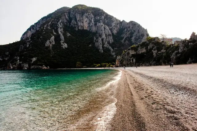Strand van Çıralı in Kemer en Tekirova